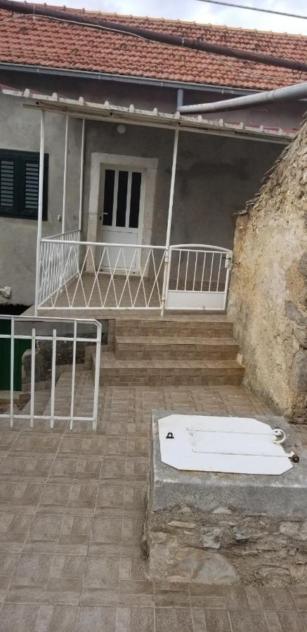 ילסה Apartman Bogdan מראה חיצוני תמונה