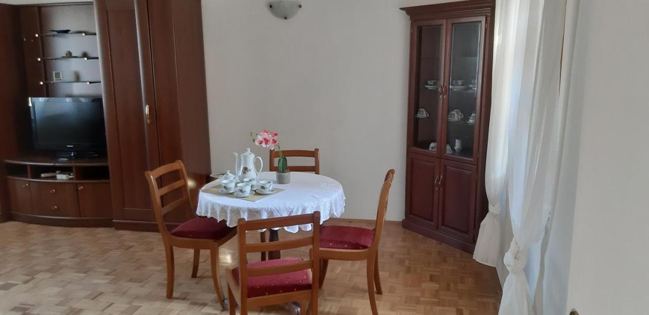 ילסה Apartman Bogdan מראה חיצוני תמונה